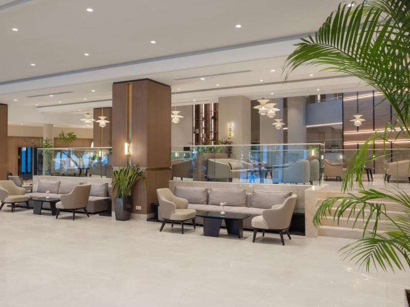 Seven Seas Hotel Life
