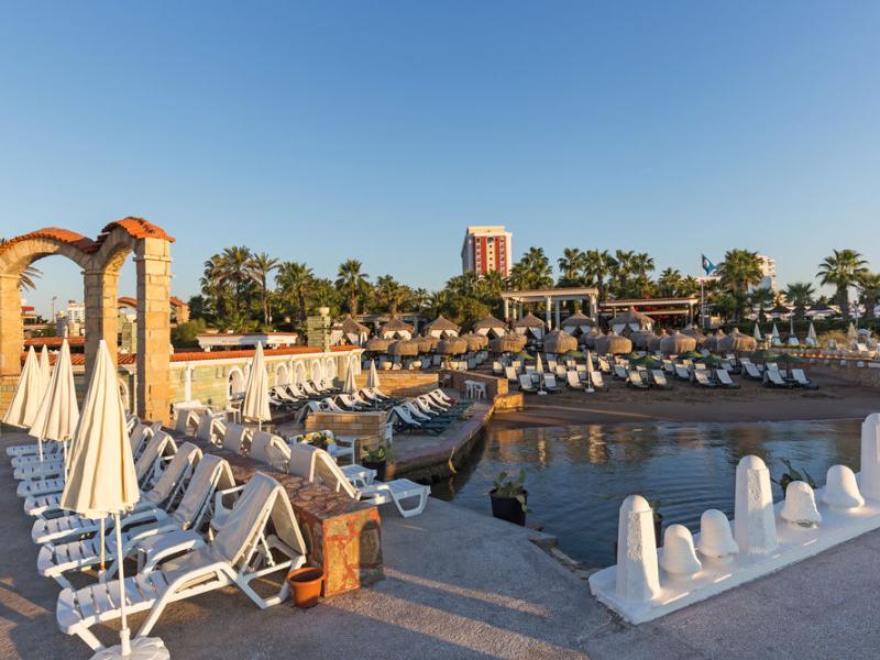 Club Hotel Sera Deluxe