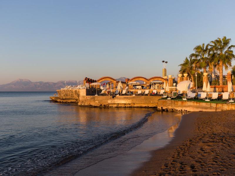 Club Hotel Sera Deluxe