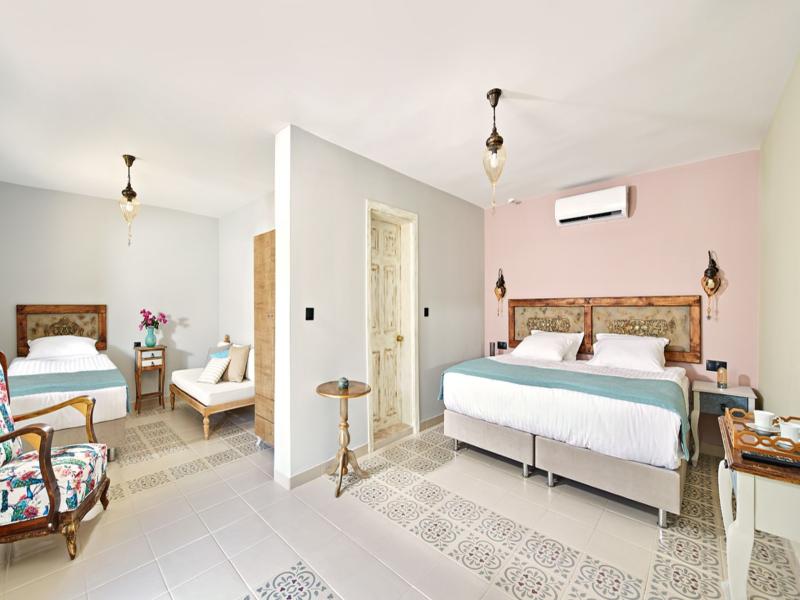 Fi Light Solto Boutique Beach Hotel