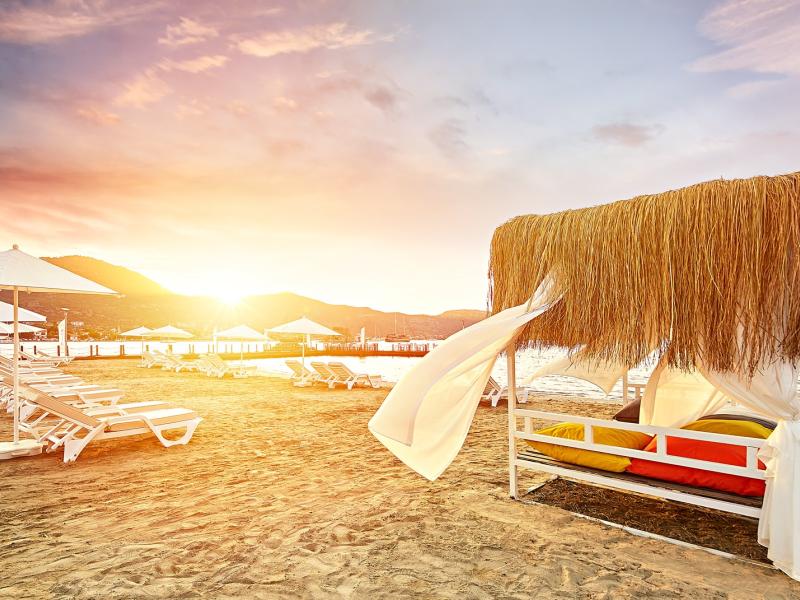 Fi Light Solto Boutique Beach Hotel