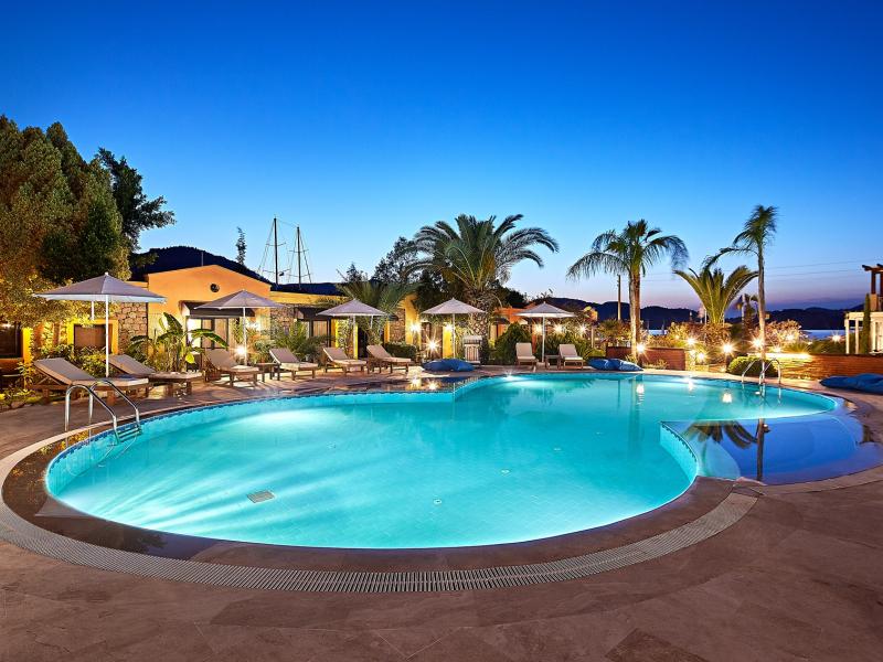 Fi Light Solto Boutique Beach Hotel