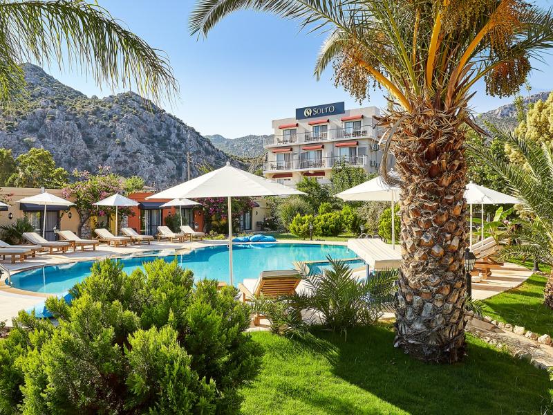 Fi Light Solto Boutique Beach Hotel