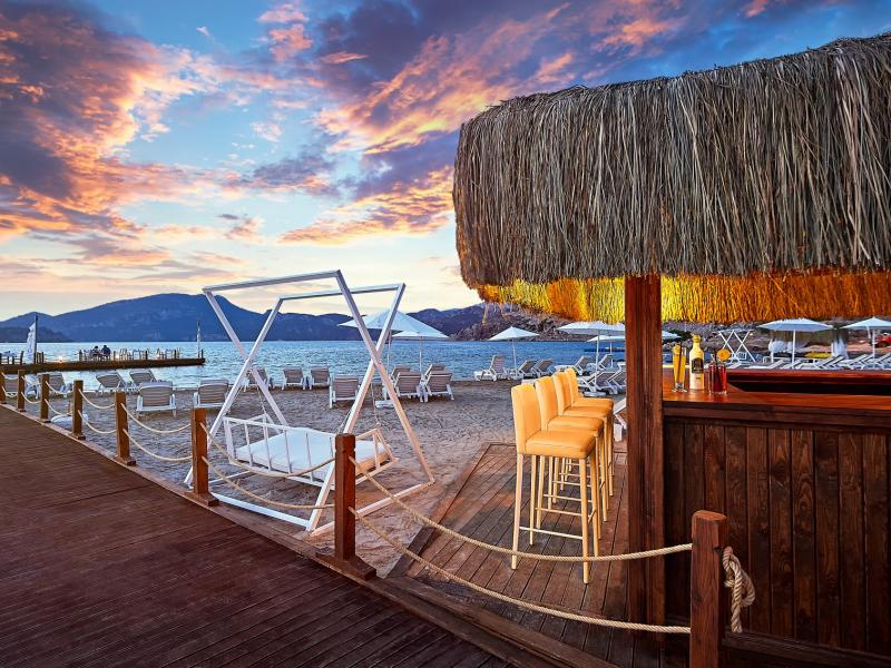 Fi Light Solto Boutique Beach Hotel