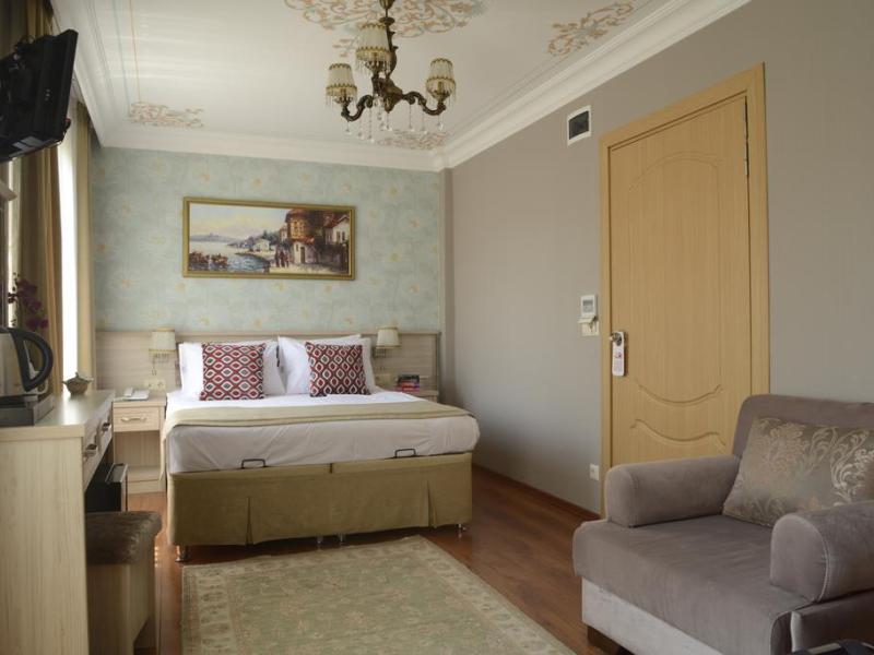 The Sultans Royal Hotel