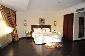 Le Zenith Hotel & Spa