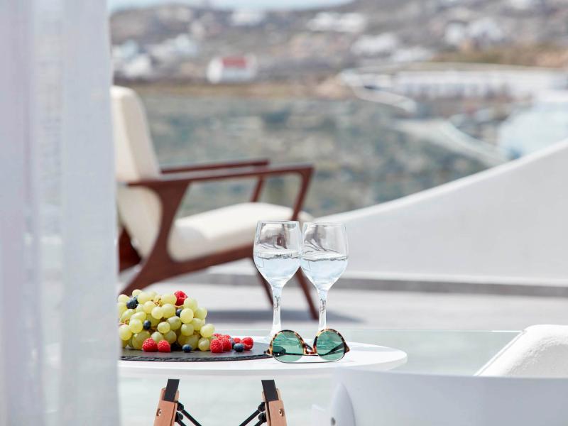 Absolut Mykonos Suites & More