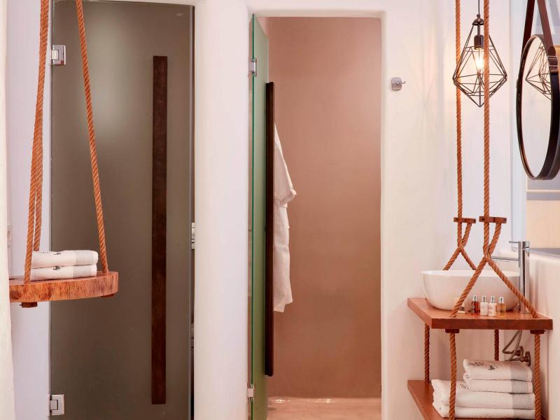 Absolut Mykonos Suites & More