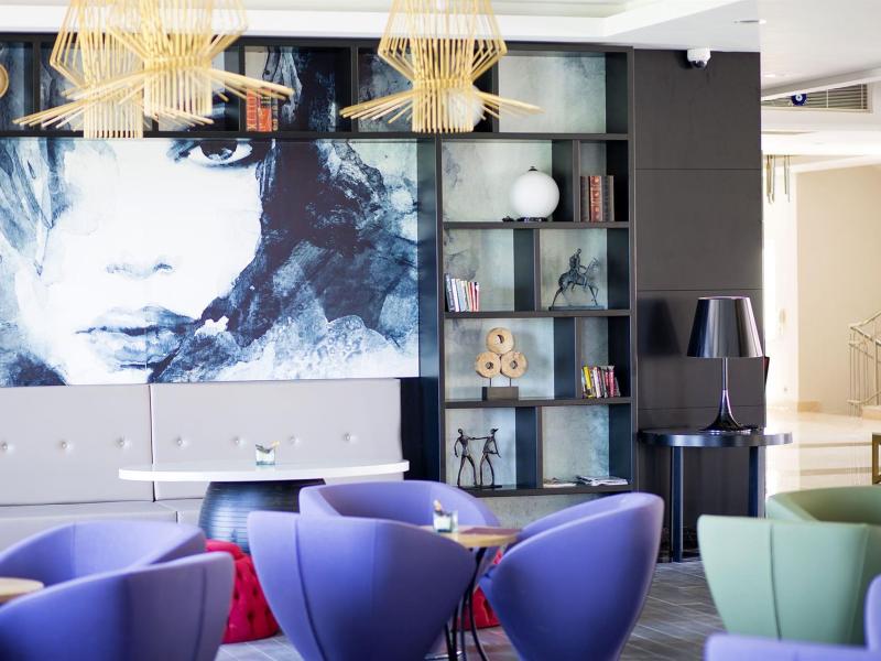 Port River Hotel & Spa