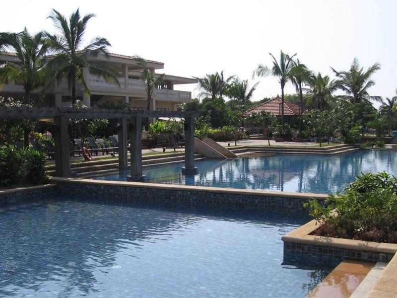 Club Mahindra Lake View