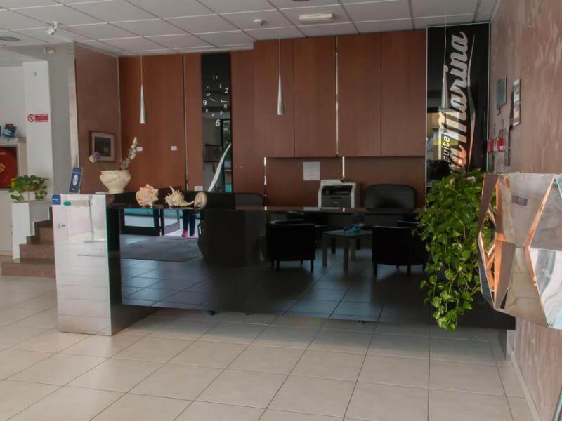 Acqua Suite Marina Residence