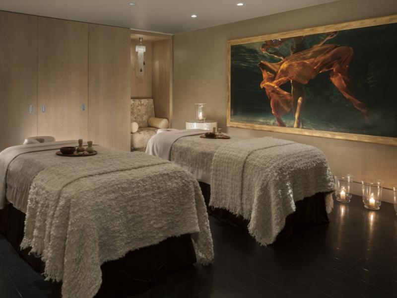 Four Seasons Hotel Lion Palace