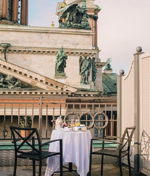 Four Seasons Hotel Lion Palace