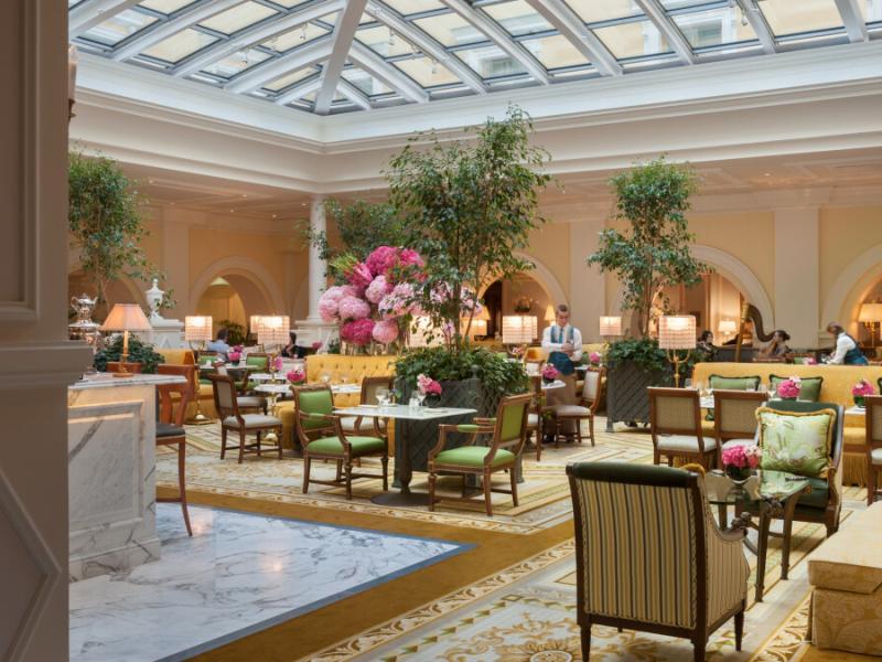 Four Seasons Hotel Lion Palace