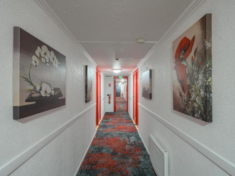Brit Hotel Reims La Neuvillette