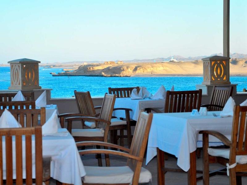 Rohanou Beach Resort and Ecolodge