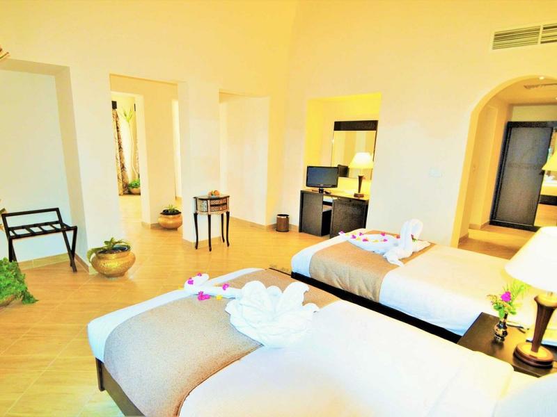 Rohanou Beach Resort and Ecolodge