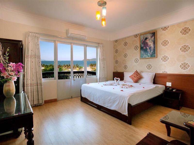 Galaxy 2 Hotel