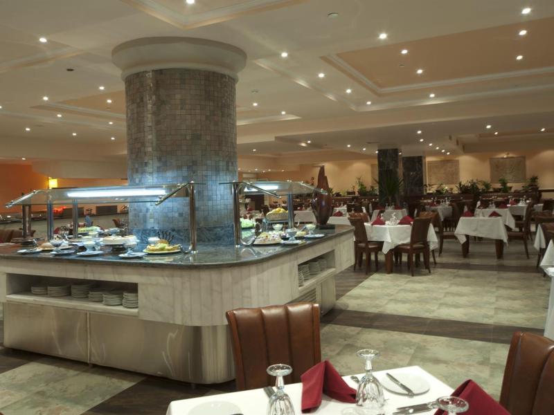 AMC Royal Hotel & Spa