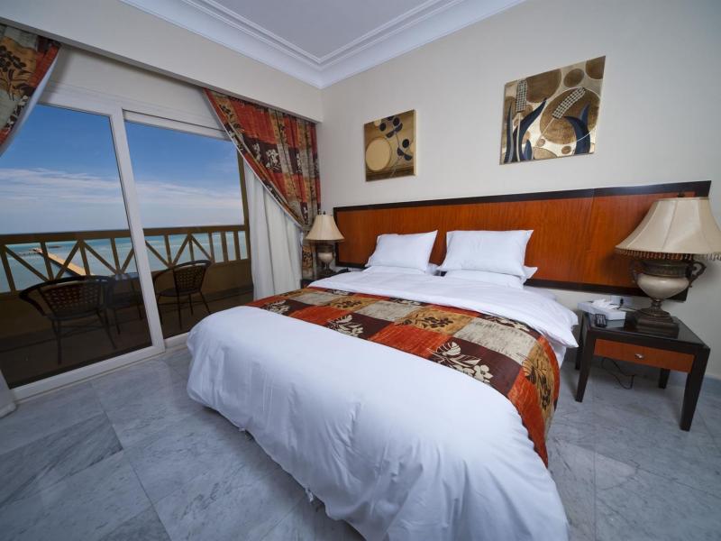 AMC Royal Hotel & Spa
