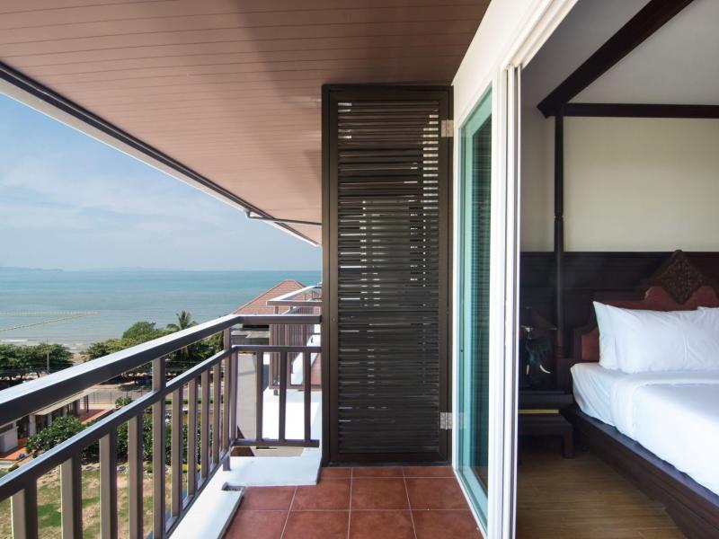 Royal Heritage Pavillion Jomtein Hotel