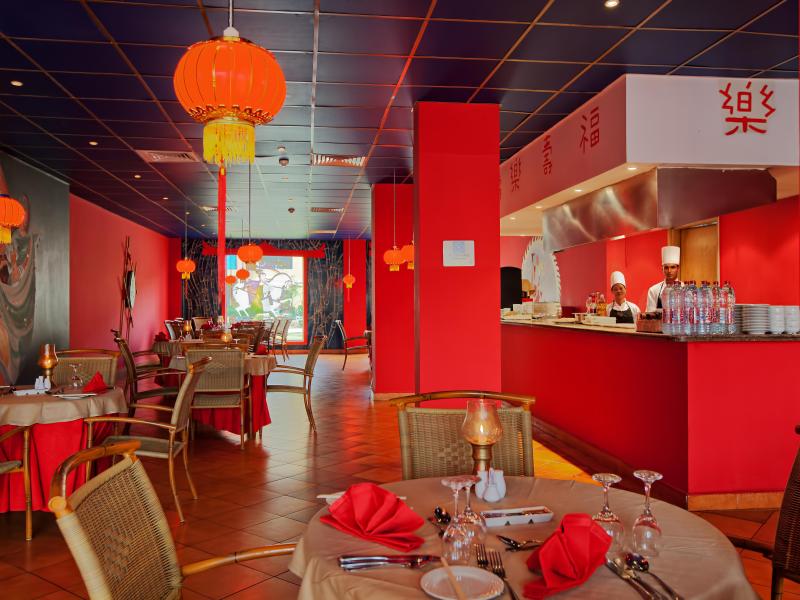 Titanic Beach Spa & Aqua Park