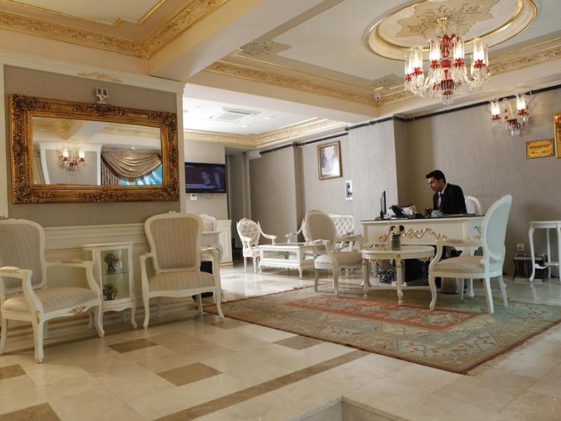 Leyenda Hotel