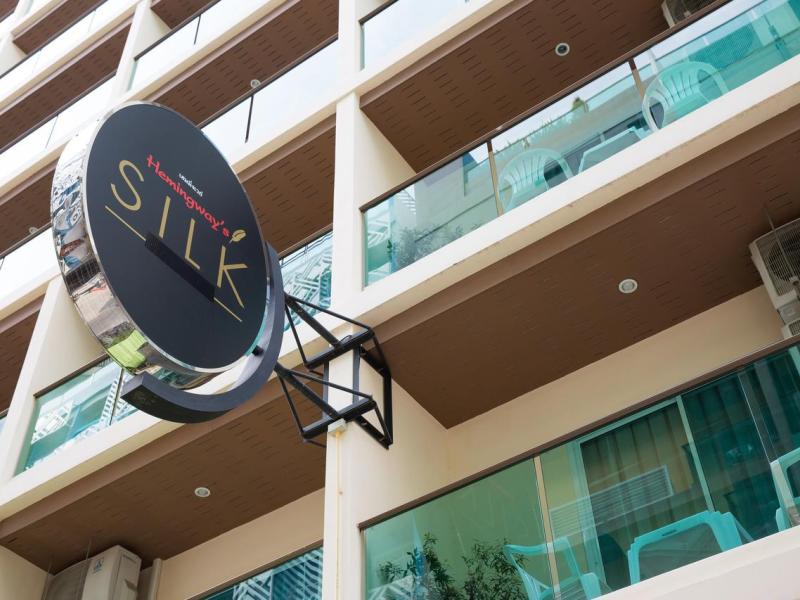 Hemingways Silk Hotel