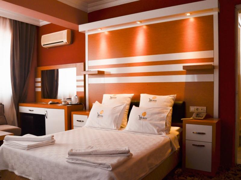 Monte Hotel & Brasserie