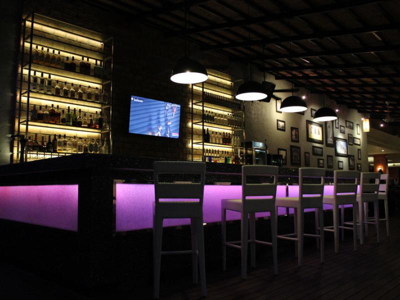 Karon Sea Breeze Beach (by ON)