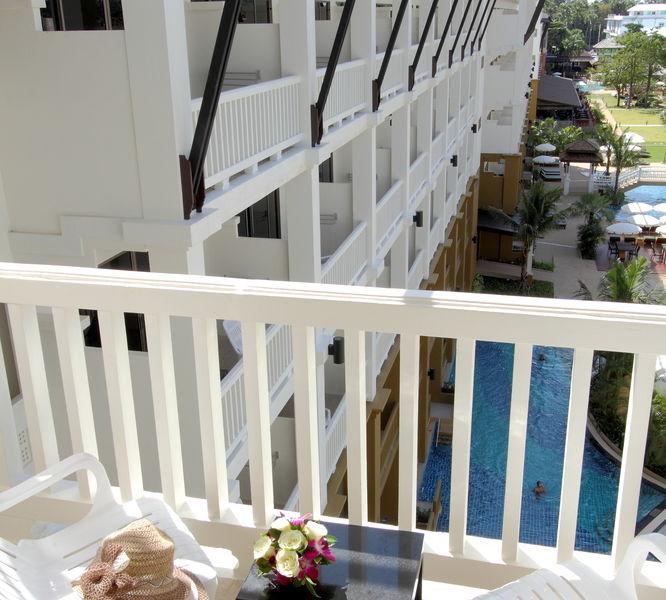 Karon Sea Breeze Beach (by ON)