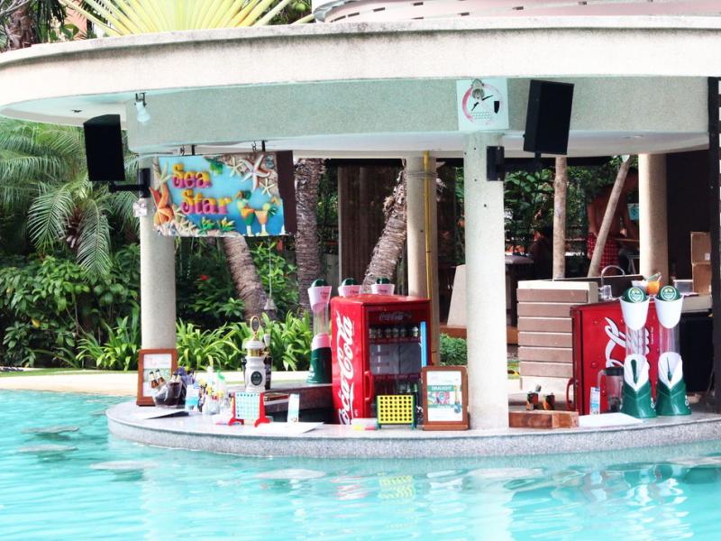 Karon Sea Breeze Beach (by ON)