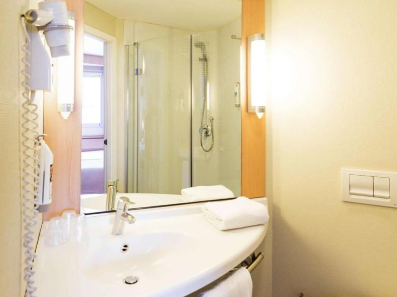 Clarion Hotel The Edge