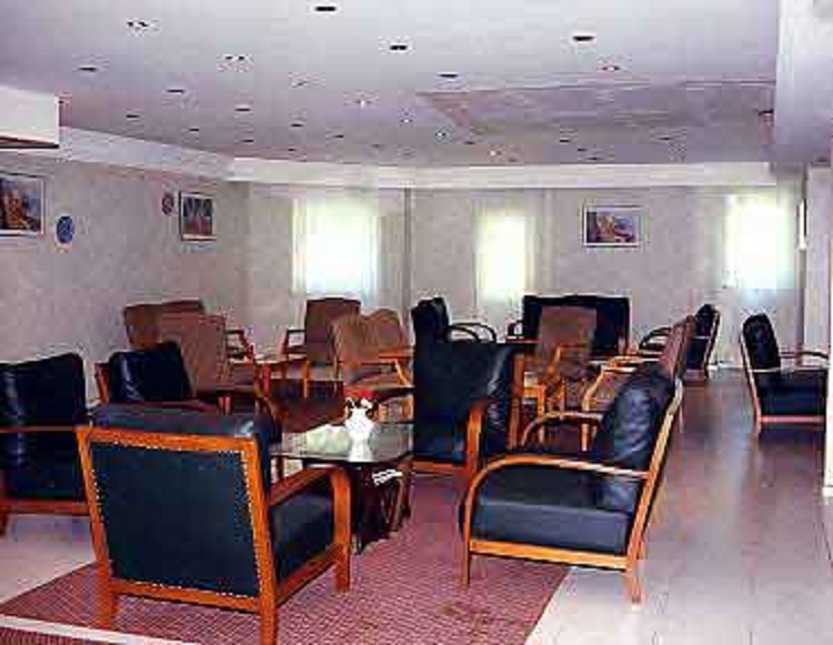 Club Happy Days Apartments