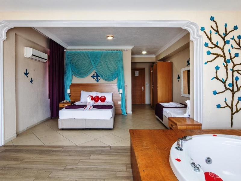 Golden Life Resort Hotel and Spa