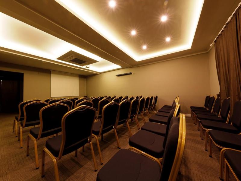 Golden Life Resort Hotel and Spa