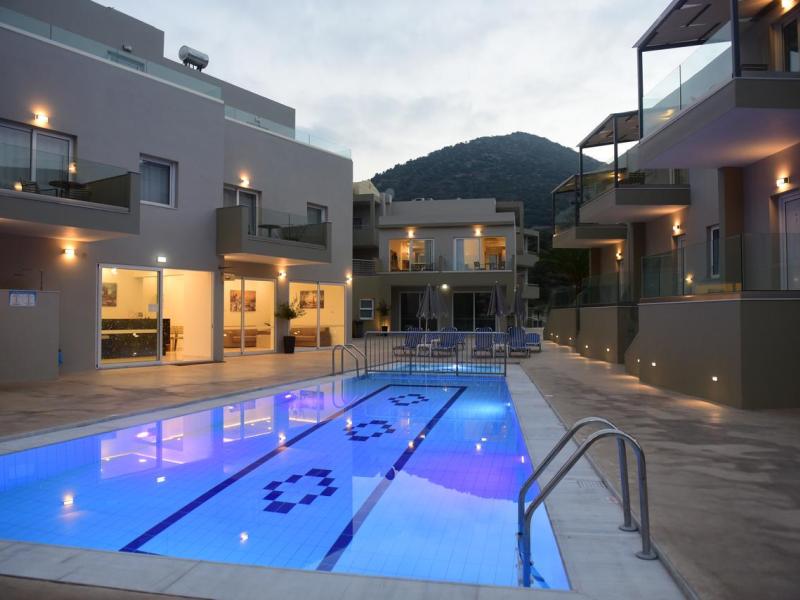 Blue Horizon Apartments