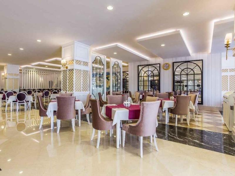 Mary Palace Resort & Spa