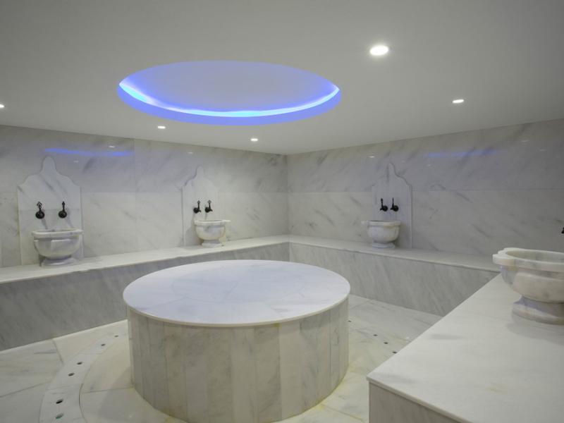 Water Side Resort & Spa