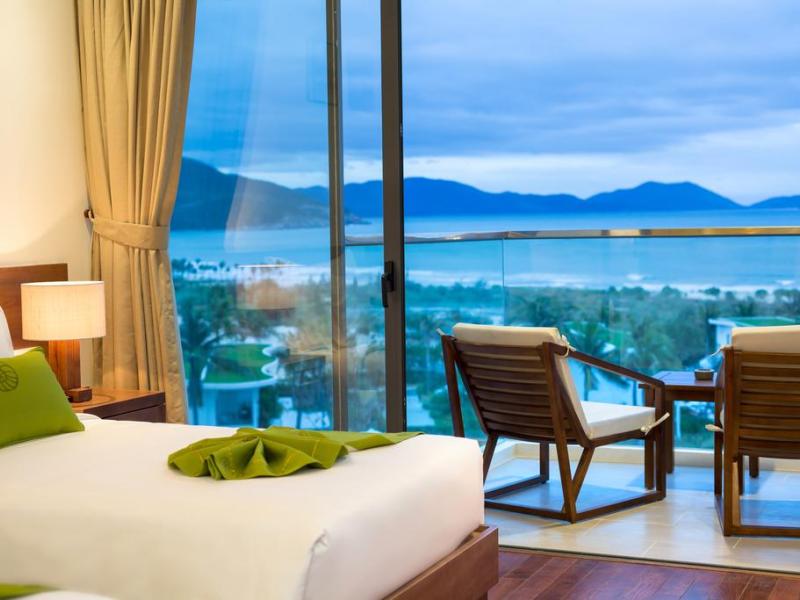 Cam Ranh Riviera Beach Resort & Spa