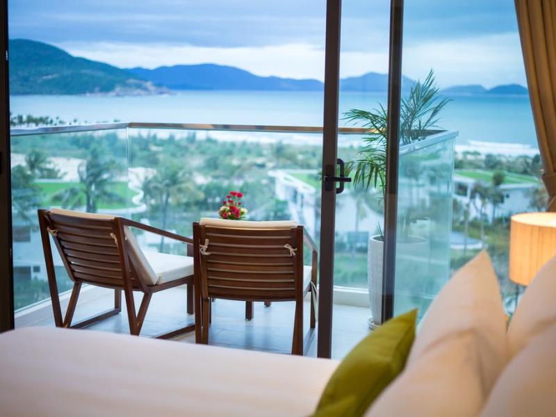 Cam Ranh Riviera Beach Resort & Spa