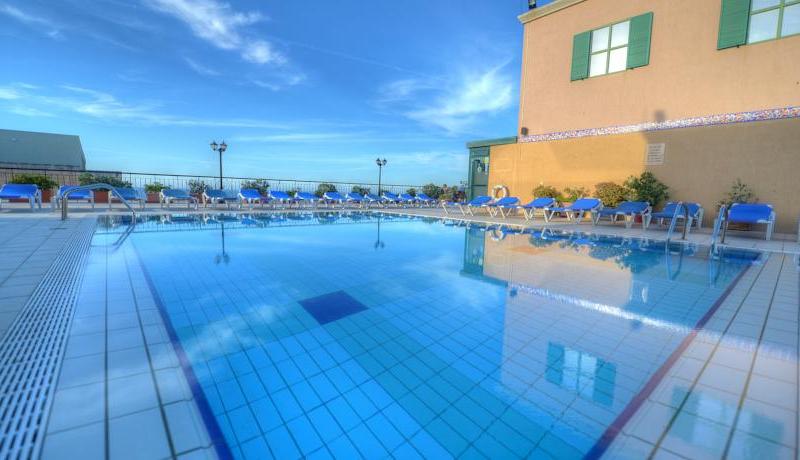Golden Tulip Hotel