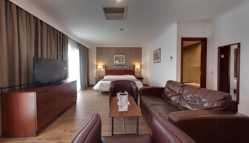 Golden Tulip Hotel