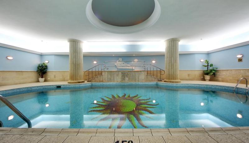 Golden Tulip Hotel