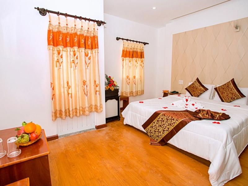 Golden Tulip Hotel