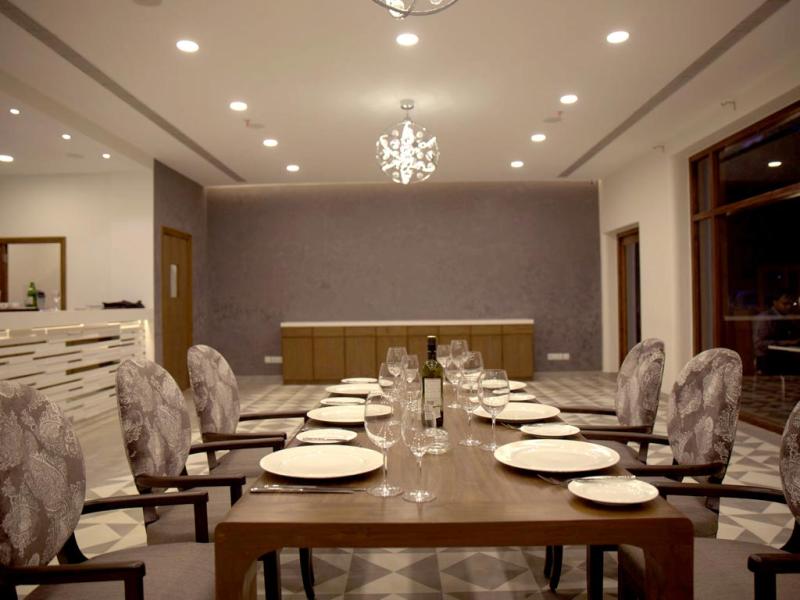 Acron Waterfront Resort