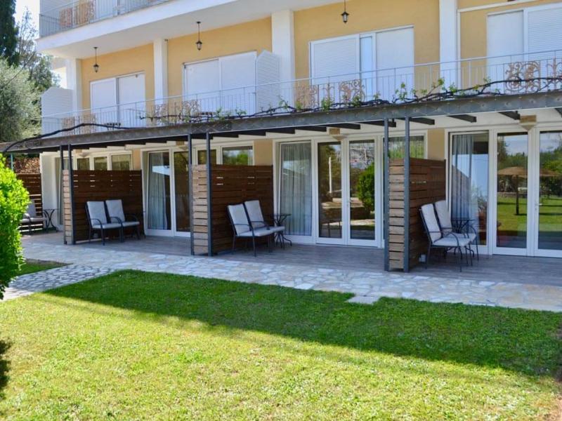 Paloma Blanca Hotel
