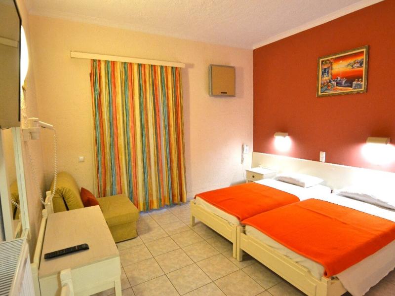 Paloma Blanca Hotel