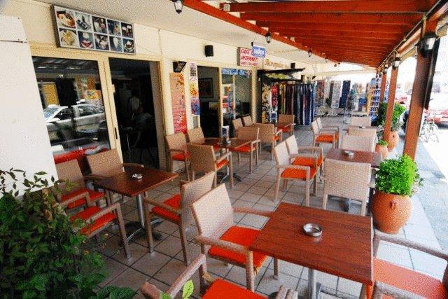 Acropolis Apartments