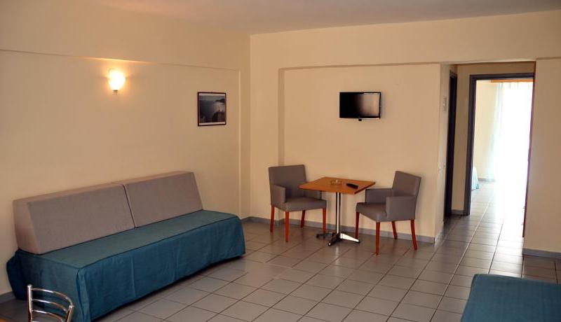 Acropolis Apartments